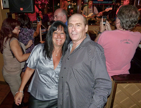 TONYBD2011-1040359