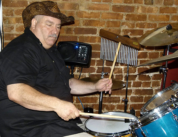 TONYBD2011-1040332