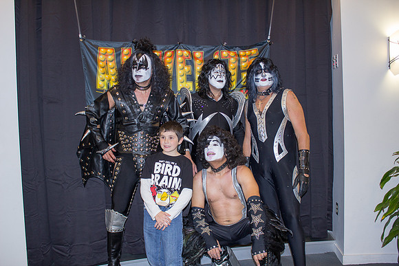 ALIVE75_web-0827